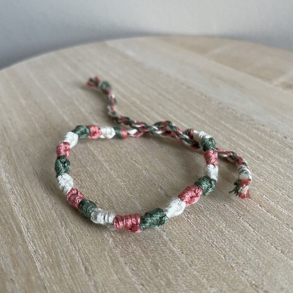 Elva Bracelet, anklet, trendy, comfortable, tie, embroidery thread, woven, gift,